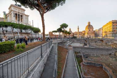 Roma Forumu, İtalya 'da Görünüm