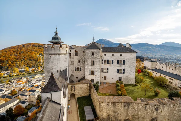 Widok na zamek Hohensalzburg w Salzburgu — Zdjęcie stockowe