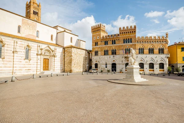 İtalya 'nın Grosseto şehrinin merkez meydanı — Stok fotoğraf