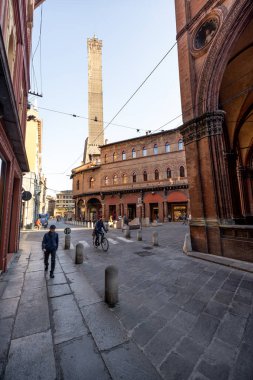 İtalya 'daki Bologna' nın sokak manzarası