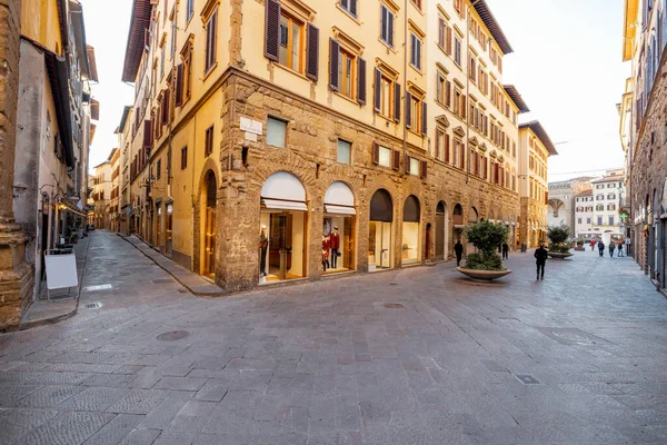 Vista de la mañana en calles vacías en el casco antiguo de Florencia —  Fotos de Stock