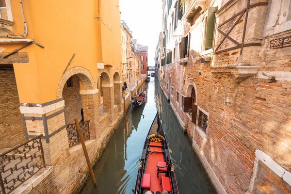 Cityscape των καναλιών νερού στη Βενετία, Ιταλία — Φωτογραφία Αρχείου