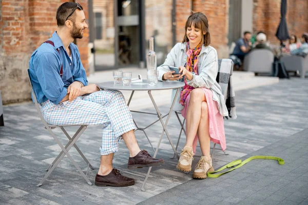 Stylish Couple Colleagues Have Conversation While Sitting Cafe Terrace Modern — Stock Photo, Image