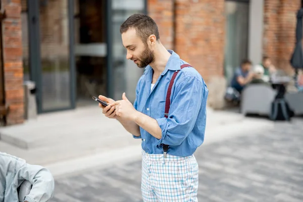 Portrait Weird Businessman Uses Phone Outdoors Cool Guy Wearing Blue — Stock Photo, Image