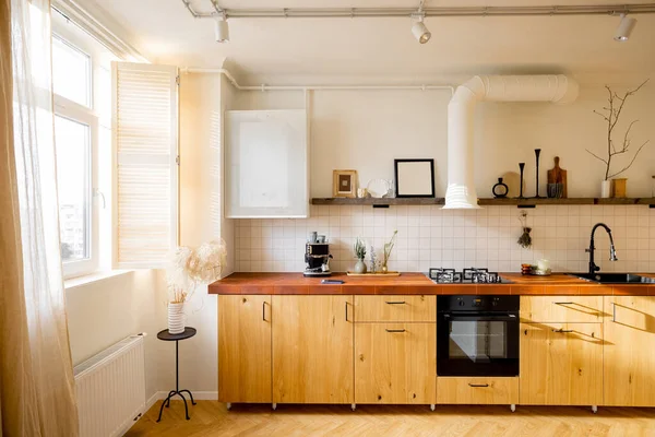 Stylish Kitchen Interior Modern Apartment Made White Beige Tones Wooden — Stok fotoğraf