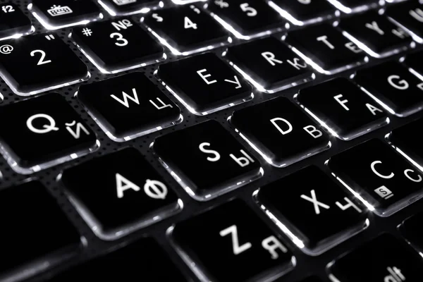 laptop klavye, gece