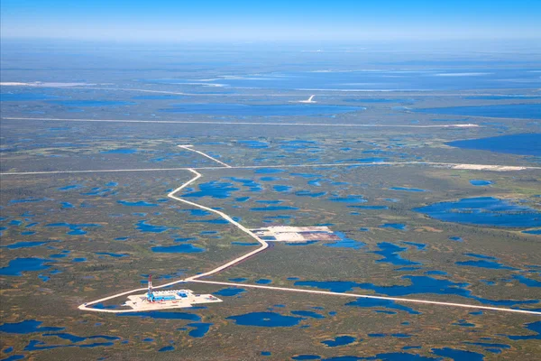 Vista aérea da plataforma de petróleo — Fotografia de Stock