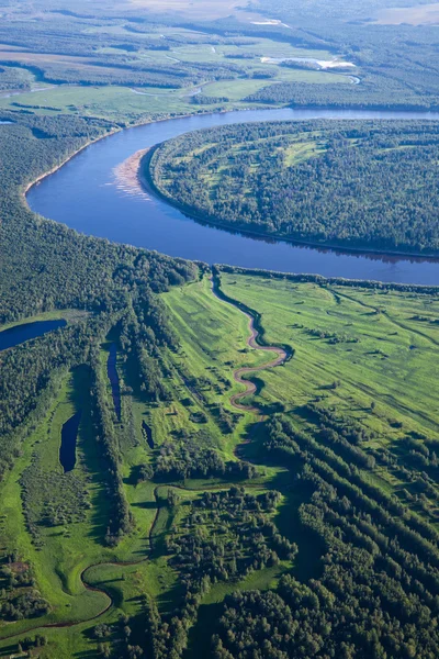 Vista dall'alto del fiume foresta — Foto Stock