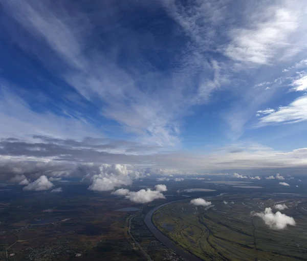 Landscape with great river and clouds — Stock Photo, Image