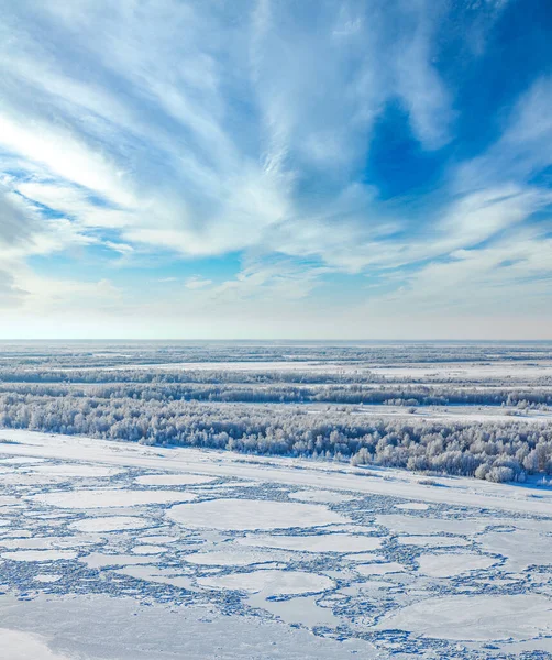 Vista Aérea Grande Rio Siberiano Dia Gelado Inverno Rio Está — Fotografia de Stock