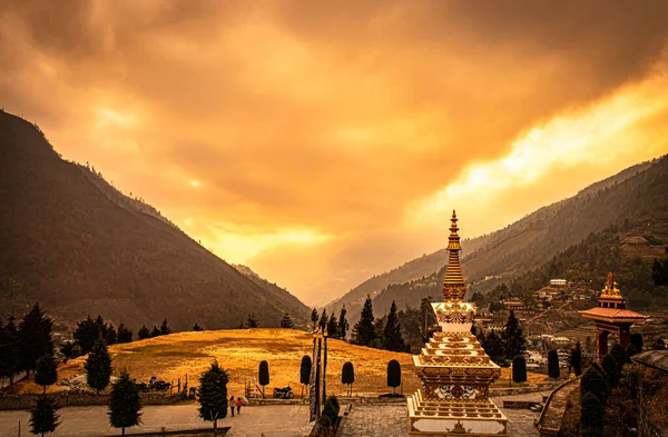 Buddhist Stupa Himalayan Mountain Background Dramatic Sky Morning Top Angle — Stock Photo, Image