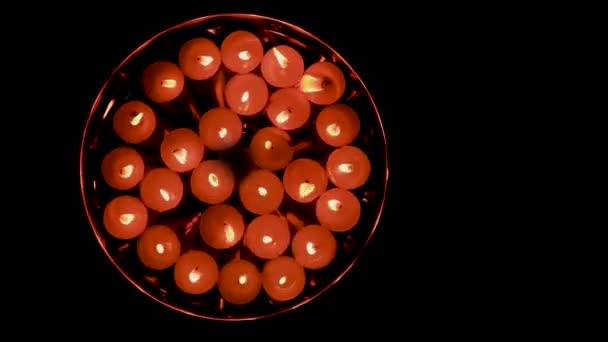 Освітлені Мерехтливі Свічки Тарілці Прикраси Нагоди Дівалі Верхнього Кута — стокове відео