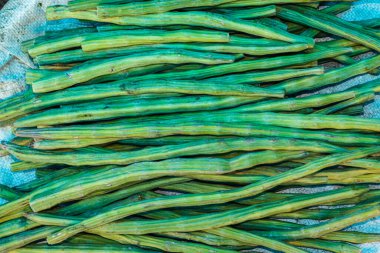 Çiftlikten taze organik baget. Farklı açılardan yakın çekim.