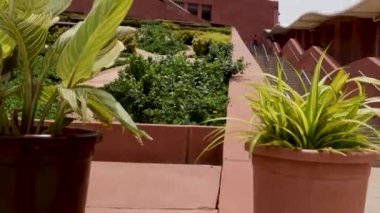 Birliğin heykeli dünyanın en uzun ve düz gökyüzü ile farklı açılardan çekilen video 10 Temmuz 2022 'de vadodra gujrat Hindistan heykelinde çekilmiştir..