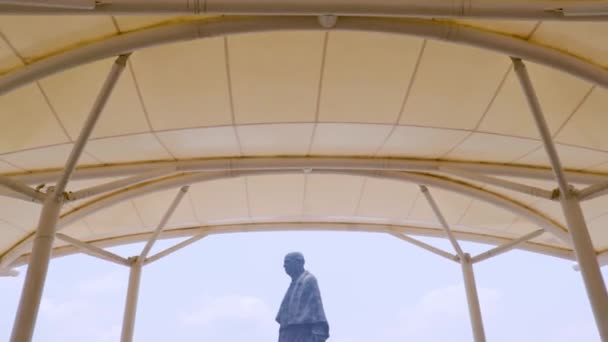Staty Enhet Världens Högsta Staty Med Ljus Himmel Dagen Från — Stockvideo