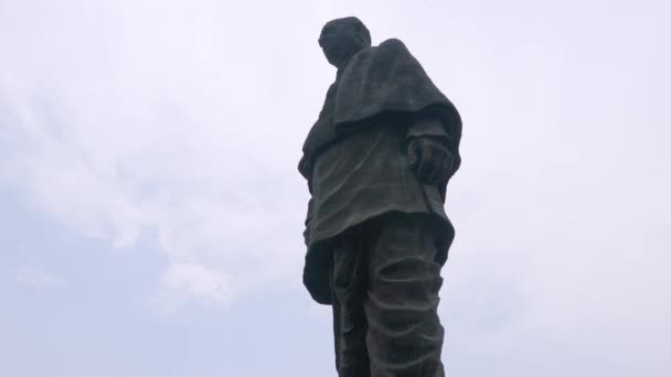 Statue Unity World Tallest Statue Bright Sky Day Different Angle — Stock Video