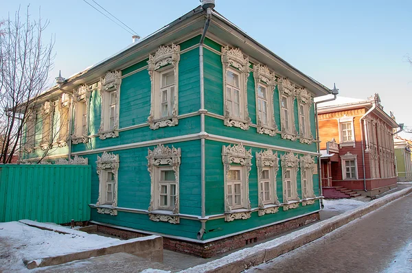 Stary drewniany dom w mieście vologda, Federacja Rosyjska — Zdjęcie stockowe