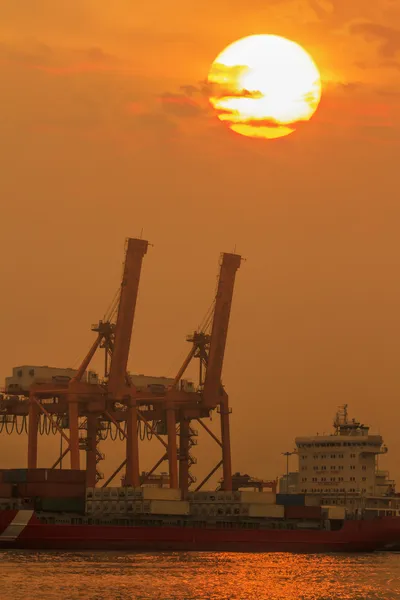 Contentor navio de carga — Fotografia de Stock