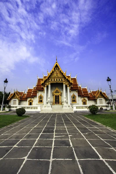 De marmeren tempel, wat benchamabophit — Stockfoto