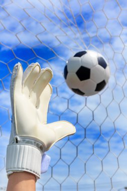 Kalede futbol topu 