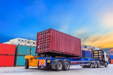 Konteyner kutu taşıma forklift 