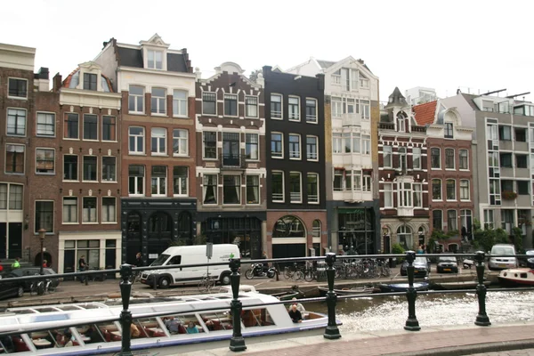 Hermosos canales de Amsterdam — Foto de Stock