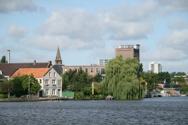 Typisch holländische Häuser, Niederlande — Stockfoto