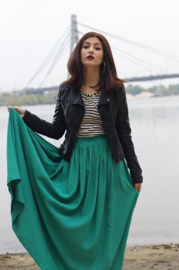 nehir poz yakın Ermeni kızı