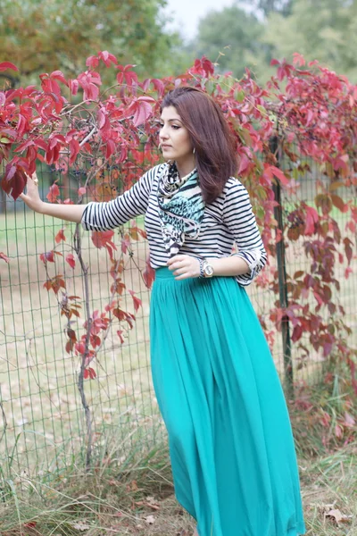 Armenian girl in the park — Stock Photo, Image