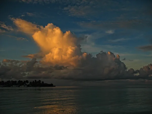 Maldives sunset — Stock Photo, Image