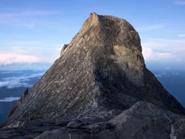 sabah, Malezya doğarken Kinabalu Dağı