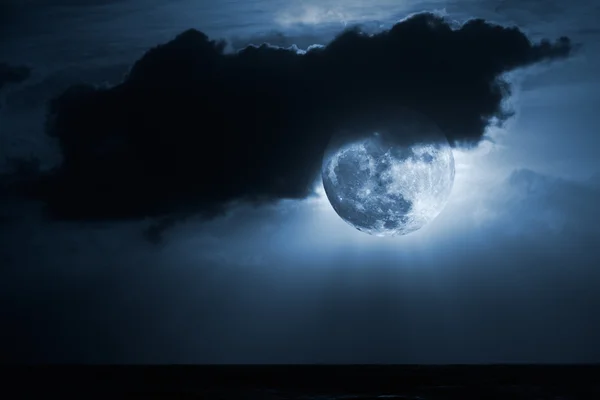 Fullmåne — Stockfoto