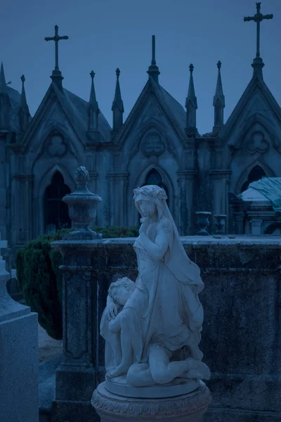 Silence Statue Historic Old European Cemetery Night — Stock Photo, Image