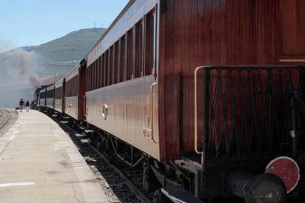 Regua Portugal July 2009 Old Steam Train Its Beautiful Wooden — Stok fotoğraf