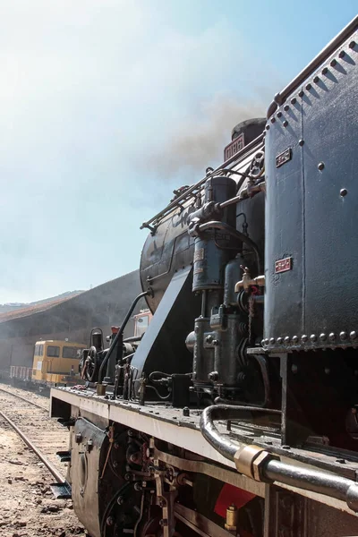 Regua Portugal July 2009 Old Henschel Sohn Steam Locomotive Smoke — стоковое фото