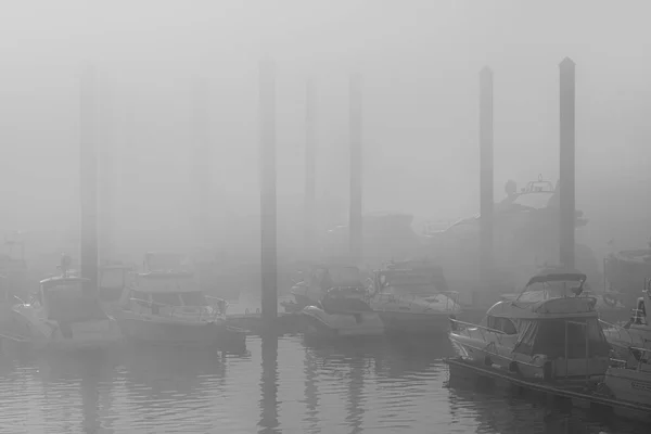 Туманная Пристань Рассвете Дору Ривер — стоковое фото