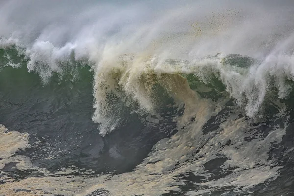Breaking Big Sea Wave Northern Portuguese Coast — Stockfoto