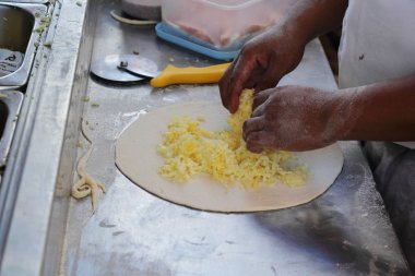 nasıl pizza yapmak.