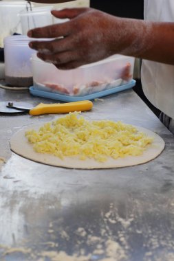 nasıl pizza yapmak.