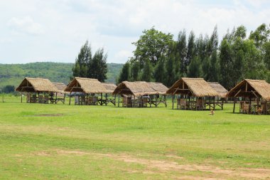 thatched evler - gökyüzü.