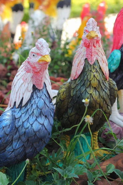 Sculptures chicken. — Stock Photo, Image