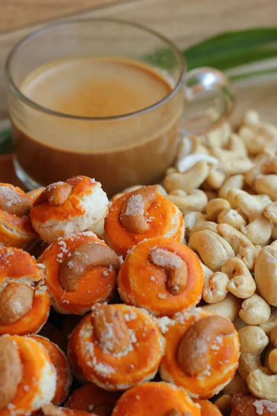 Thailandia dolci al forno - anacardi - caffè caldo . — Foto Stock