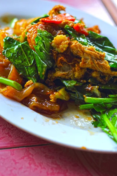 Fried noodles large strip with pork — Stock Photo, Image