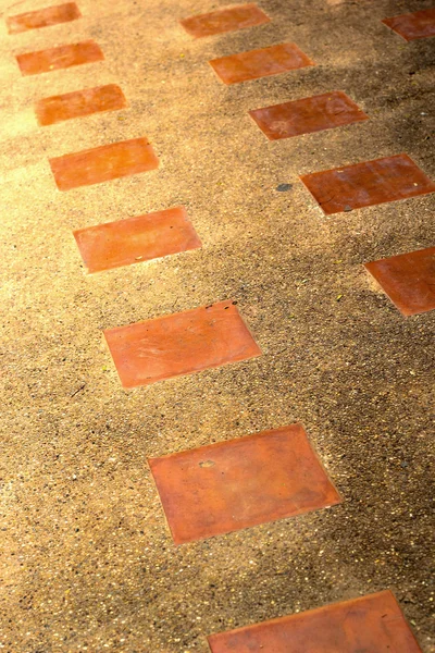 Tile flooring is a long corridor. — Stock Photo, Image