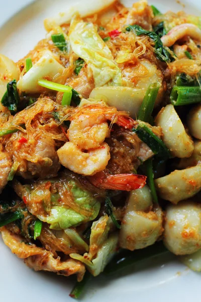 Meeresfrüchte vermicelli trocken rühren - sukiyaki — Stockfoto