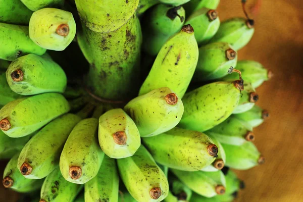 Banán ovoce na trhu. — Stock fotografie