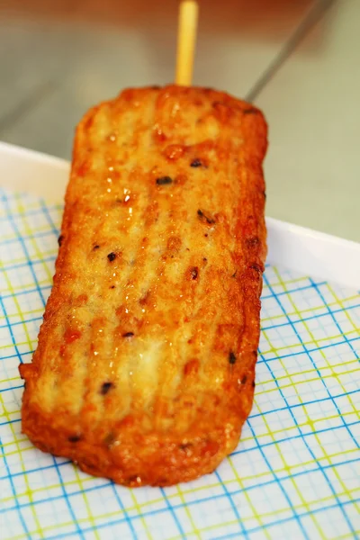 Gegrillter Reiskuchen auf dem Markt - koreanisches Essen — Stockfoto