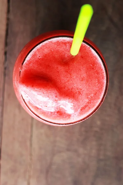 Eper smoothie, egészséges gyümölcslevek — Stock Fotó