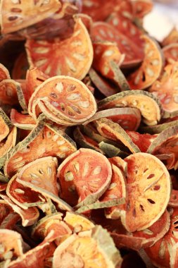 kurutulmuş bael meyve dilimleri