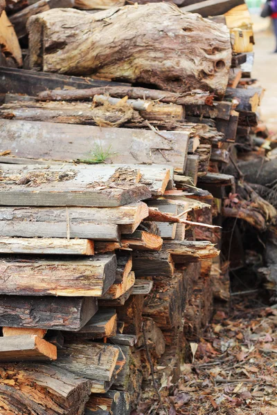 Pile of pine wood background texture — Stock Photo, Image